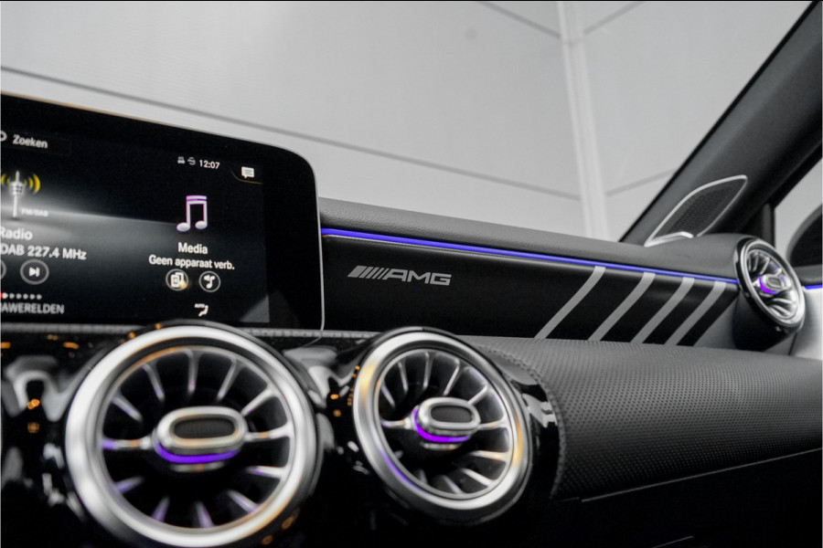 Mercedes-Benz A-Klasse AMG 35 4MATIC Limousine Night Burmester HUD Stoelverw