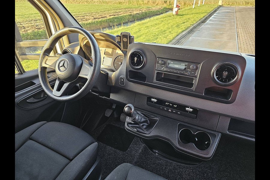 Mercedes-Benz Sprinter 316 163PK Laadbak Deuren Airco