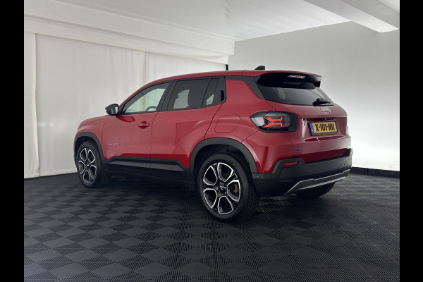 Jeep Avenger Summit 54 kWh [ 3-Fase ] {SOH-95%} (INCL-BTW) *LEATHER-MICROFIBRE | FULL-LED | ADAPTIVE-CRUISE | BLIND-SPOT | CAMERA | DIGI-COCKPIT | NAVI-FULLMAP | HEATED-COMFORTSEATS | ECC | CCS-FASTLOADER |  PDC | CARPLAY | CRUISE | 18''AL