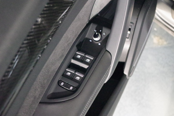 Audi Q5 Sportback 55 TFSI e 367 PK S-Line edition Competition PHEV, Luchtvering, Panoramadak, RS-Leder, Massage