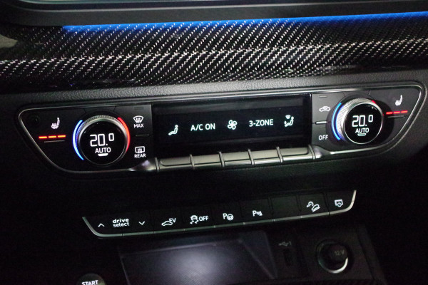 Audi Q5 Sportback 55 TFSI e 367 PK S-Line edition Competition PHEV, Luchtvering, Panoramadak, RS-Leder, Massage