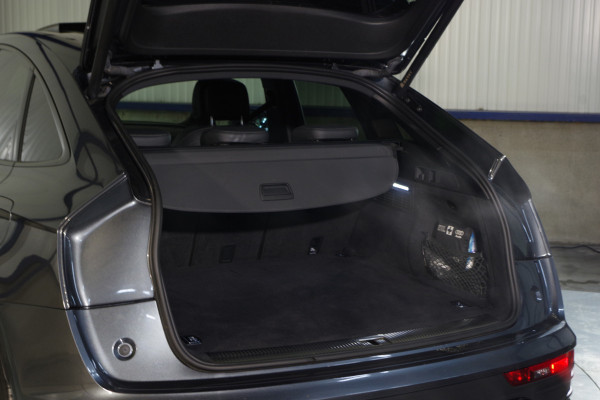 Audi Q5 Sportback 55 TFSI e 367 PK S-Line edition Competition PHEV, Luchtvering, Panoramadak, RS-Leder, Massage