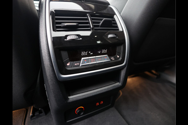 BMW X5 50e xDrive | Pano - Trekhaak - Massage