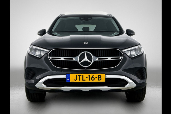 Mercedes-Benz GLC 300 e 4MATIC Plug-In Hybride Trekhaak | Rijassistentiepakket plus | Parkeerpakket met 360°-camera | Memory Voorstoelen | Stoel en Stuurverwarming. Inclusief 24 maanden MB Certified garantie voor Europa.