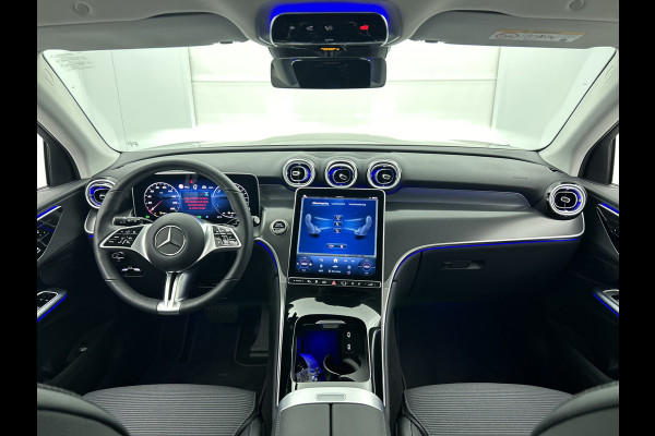 Mercedes-Benz GLC 300 e 4MATIC Plug-In Hybride Trekhaak | Rijassistentiepakket plus | Parkeerpakket met 360°-camera | Memory Voorstoelen | Stoel en Stuurverwarming. Inclusief 24 maanden MB Certified garantie voor Europa.