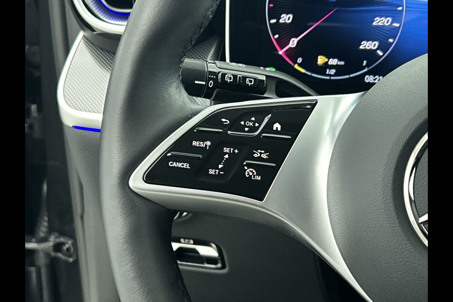 Mercedes-Benz GLC 300 e 4MATIC Plug-In Hybride Trekhaak | Rijassistentiepakket plus | Parkeerpakket met 360°-camera | Memory Voorstoelen | Stoel en Stuurverwarming. Inclusief 24 maanden MB Certified garantie voor Europa.