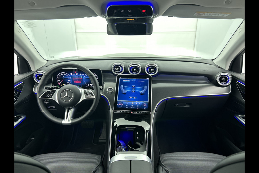 Mercedes-Benz GLC 300 e 4MATIC Plug-In Hybride Trekhaak | Rijassistentiepakket plus | Parkeerpakket met 360°-camera | Memory Voorstoelen | Stoel en Stuurverwarming. Inclusief 24 maanden MB Certified garantie voor Europa.