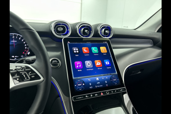 Mercedes-Benz GLC 300 e 4MATIC Plug-In Hybride Trekhaak | Rijassistentiepakket plus | Parkeerpakket met 360°-camera | Memory Voorstoelen | Stoel en Stuurverwarming. Inclusief 24 maanden MB Certified garantie voor Europa.