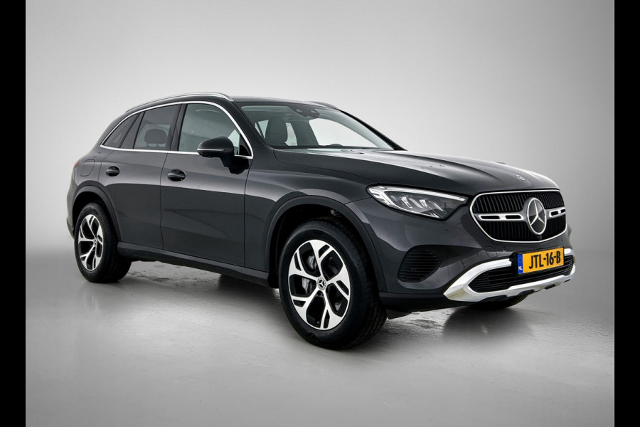 Mercedes-Benz GLC 300 e 4MATIC Plug-In Hybride Trekhaak | Rijassistentiepakket plus | Parkeerpakket met 360°-camera | Memory Voorstoelen | Stoel en Stuurverwarming. Inclusief 24 maanden MB Certified garantie voor Europa.