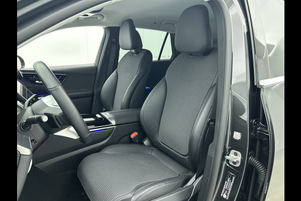 Mercedes-Benz GLC 300 e 4MATIC Plug-In Hybride Trekhaak | Rijassistentiepakket plus | Parkeerpakket met 360°-camera | Memory Voorstoelen | Stoel en Stuurverwarming. Inclusief 24 maanden MB Certified garantie voor Europa.