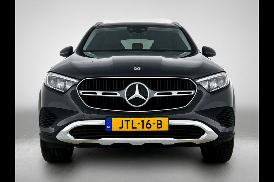 Mercedes-Benz GLC 300 e 4MATIC Plug-In Hybride Trekhaak | Rijassistentiepakket plus | Parkeerpakket met 360°-camera | Memory Voorstoelen | Stoel en Stuurverwarming. Inclusief 24 maanden MB Certified garantie voor Europa.