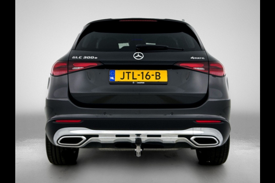 Mercedes-Benz GLC 300 e 4MATIC Plug-In Hybride Trekhaak | Rijassistentiepakket plus | Parkeerpakket met 360°-camera | Memory Voorstoelen | Stoel en Stuurverwarming. Inclusief 24 maanden MB Certified garantie voor Europa.