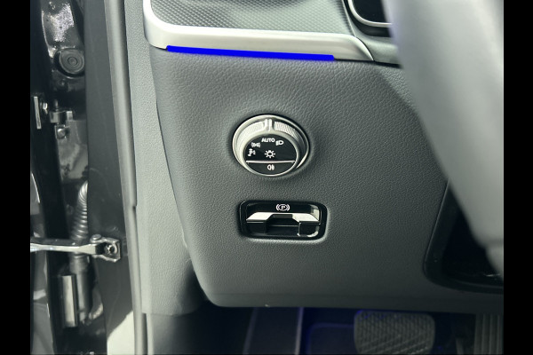 Mercedes-Benz GLC 300 e 4MATIC Plug-In Hybride Trekhaak | Rijassistentiepakket plus | Parkeerpakket met 360°-camera | Memory Voorstoelen | Stoel en Stuurverwarming. Inclusief 24 maanden MB Certified garantie voor Europa.