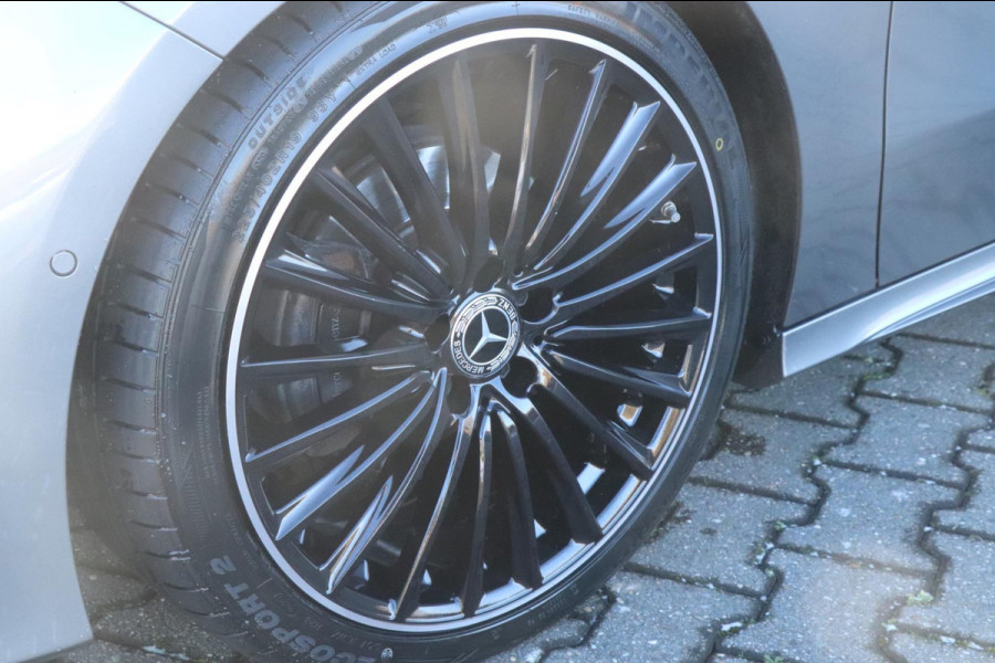 Mercedes-Benz A-Klasse 180 AMG Line | PANO | HUD | CAMERA | VOLL!