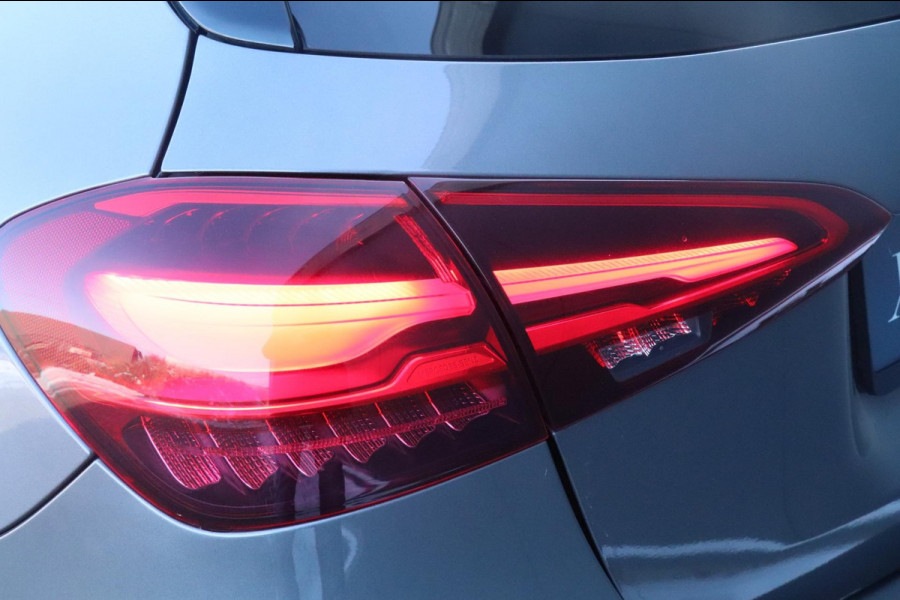 Mercedes-Benz A-Klasse 180 AMG Line | PANO | HUD | CAMERA | VOLL!