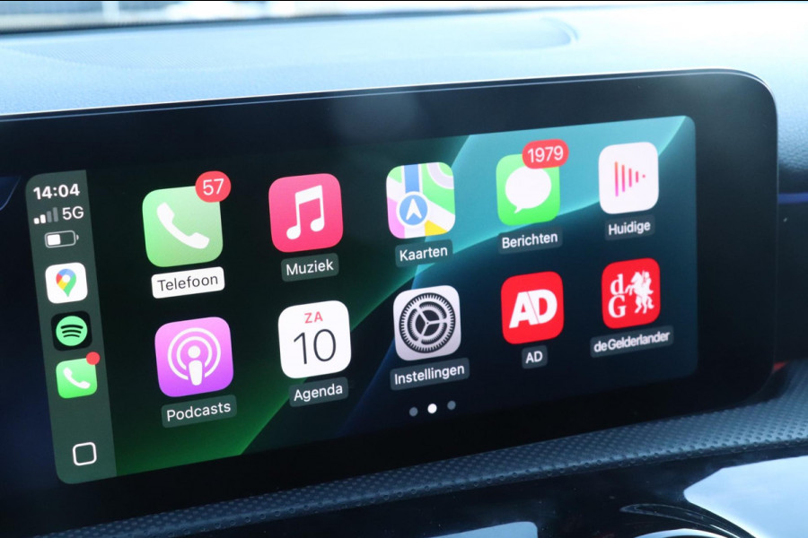 Mercedes-Benz A-Klasse 180 AMG Line | PANO | HUD | CAMERA | VOLL!