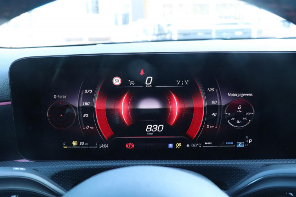 Mercedes-Benz A-Klasse 180 AMG Line | PANO | HUD | CAMERA | VOLL!