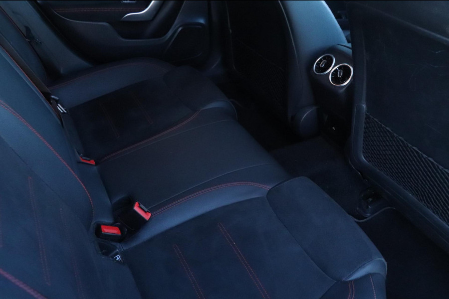 Mercedes-Benz A-Klasse 180 AMG Line | PANO | HUD | CAMERA | VOLL!