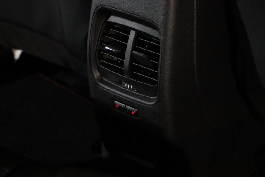 Ford Kuga 2.5 PHEV 225 PK ST-Line X, Panoramadak, Trekhaak, Winterpakket