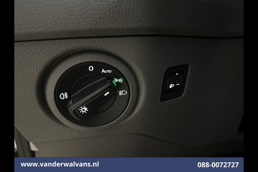 Volkswagen Crafter 2.0 TDI 140pk L3H2 (oude L2H1) Euro6 Airco | Navigatie | Apple Carplay | Android auto parkeersensoren, 3000kg trekvermogen