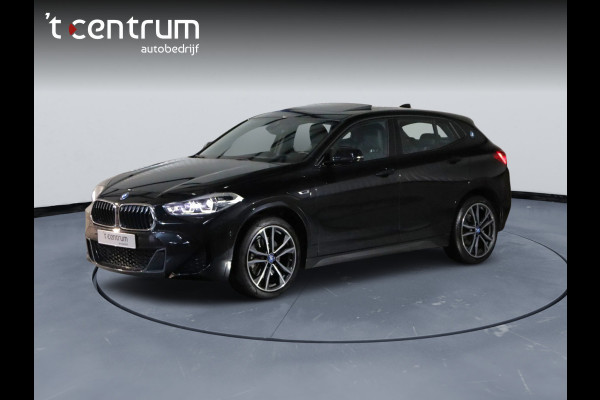 BMW X2 xDrive25e 220 PK High Executive M-Sport PHEV, Panoramadak, M-Sport High Executive, LED