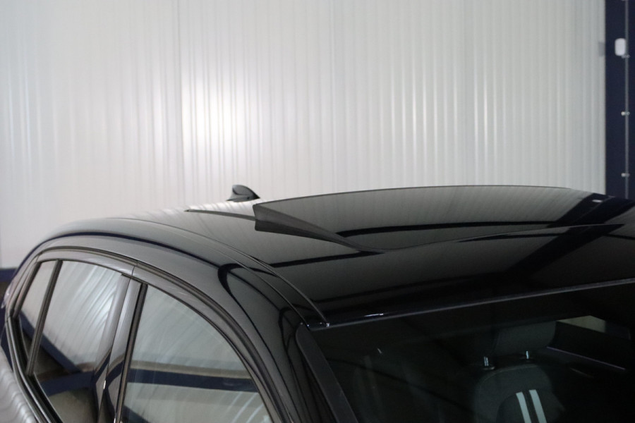 BMW X2 xDrive25e 220 PK High Executive M-Sport PHEV, Panoramadak, M-Sport High Executive, LED