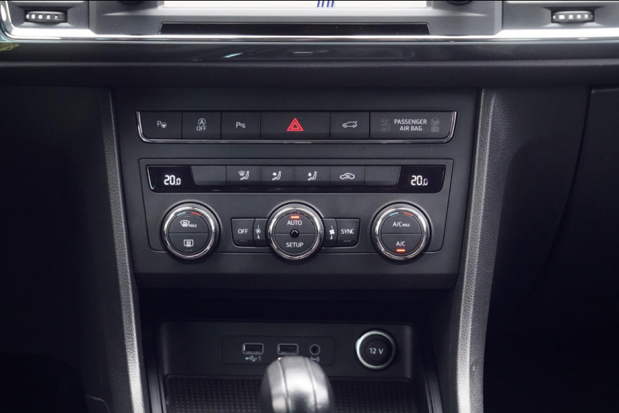 Seat Ateca 1.5 TSI Style Business Intense / NL-Auto / 46dkm NAP / Adaptieve Cruise / Navi / Allseason