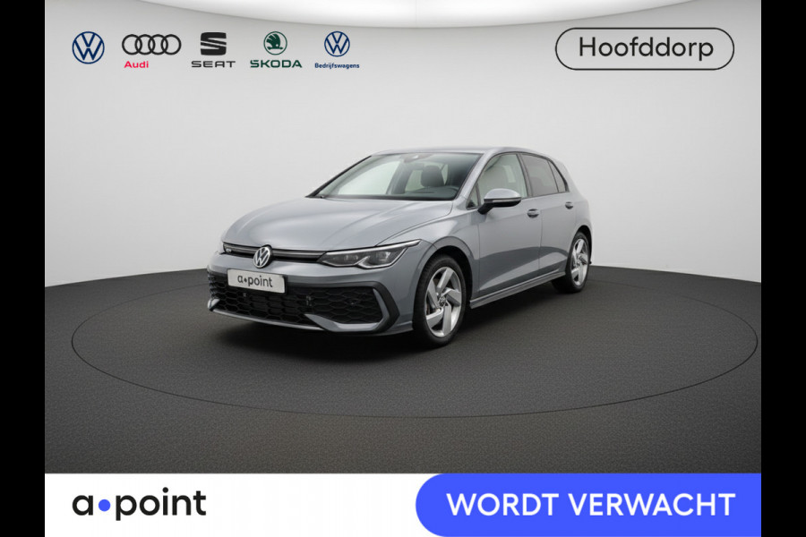 Volkswagen Golf 1.5 eHybrid GTE 272 pk Automaat (DSG) | Verlengde garantie | Navigatie | Trekhaak (wegklapbaar) | Parkeersensoren | Ropndomzicht camera | Stoelverwarming |