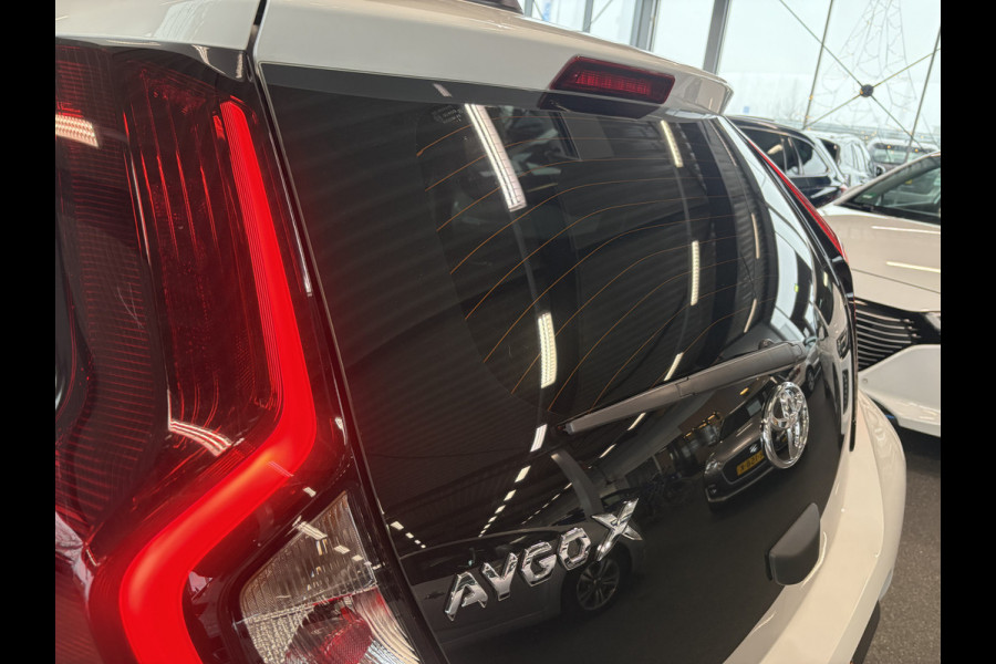 Toyota Aygo X 1.0 VVT-i 73pk Play 5-drs. CAMERA/CARPLAY/ADAPT.CRUISE/17INCH