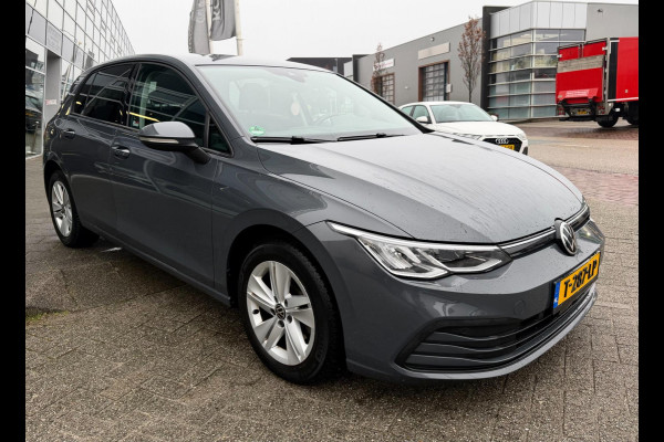 Volkswagen Golf 1.5 TSI Life Business