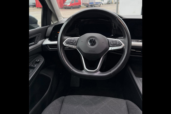 Volkswagen Golf 1.5 TSI Life Business