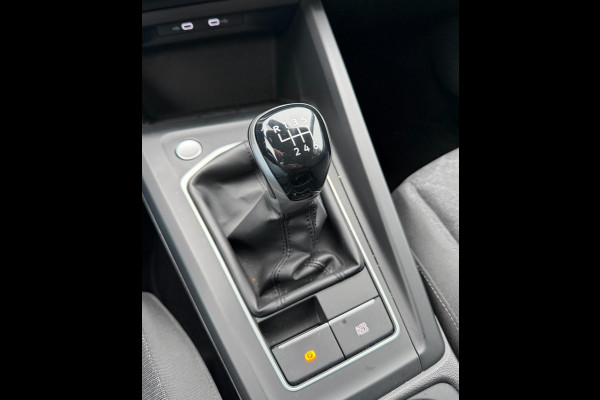 Volkswagen Golf 1.5 TSI Life Business