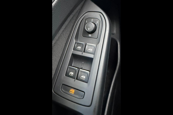 Volkswagen Golf 1.5 TSI Life Business