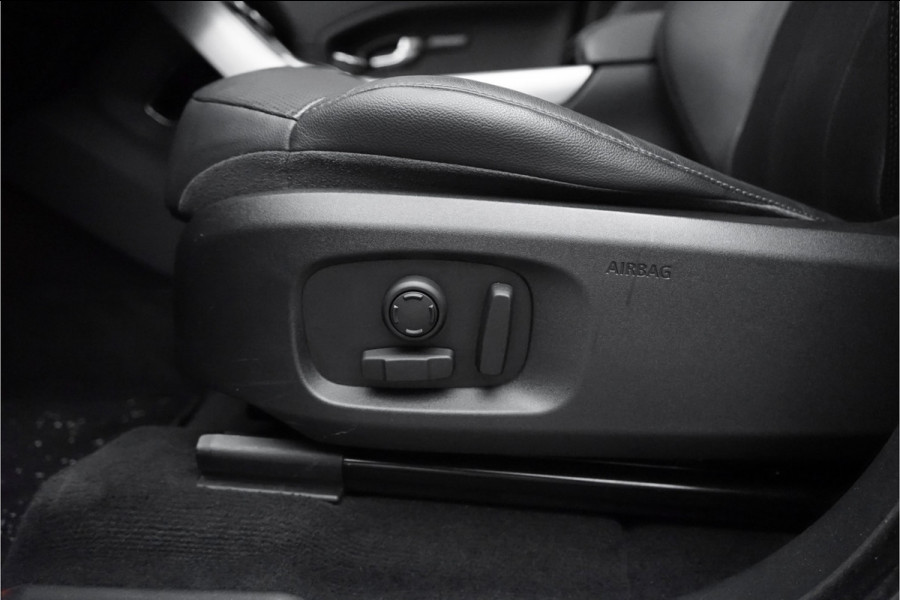 Land Rover Range Rover Evoque 2.0 Si4 SE Dynamic Pano Leder Xenon