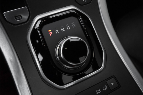 Land Rover Range Rover Evoque 2.0 Si4 SE Dynamic Pano Leder Xenon