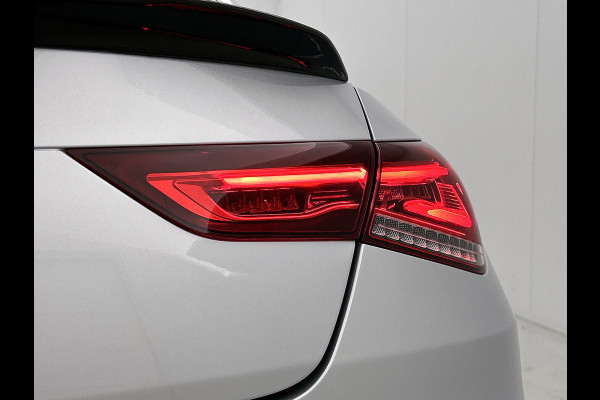 Mercedes-Benz CLA-Klasse 250 e Business Solution AMG Limited (NL-auto, Dealer OnderH, SfeerV, Carplay, Navi, StoelV, Etc