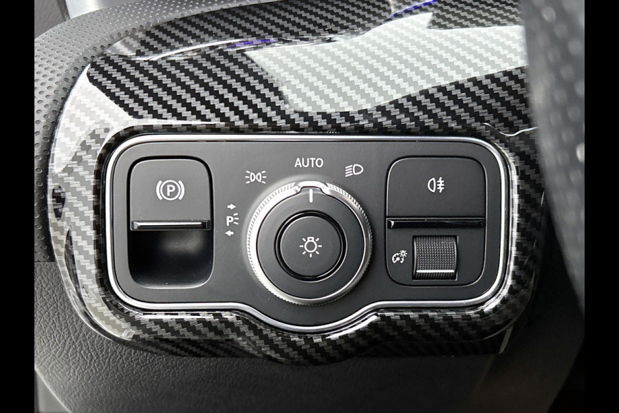 Mercedes-Benz CLA-Klasse 250 e Business Solution AMG Limited (NL-auto, Dealer OnderH, SfeerV, Carplay, Navi, StoelV, Etc