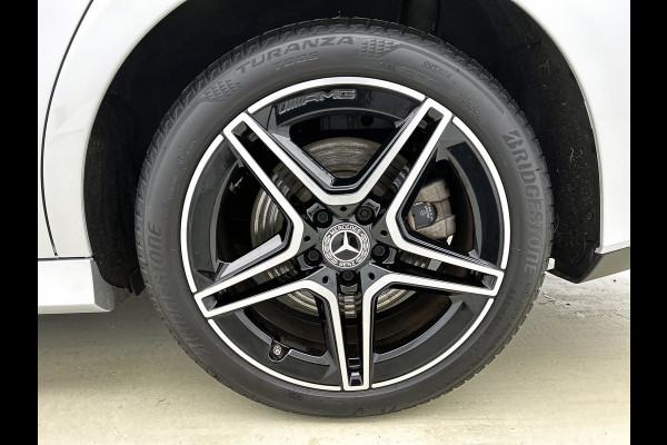 Mercedes-Benz CLA-Klasse 250 e Business Solution AMG Limited (NL-auto, Dealer OnderH, SfeerV, Carplay, Navi, StoelV, Etc