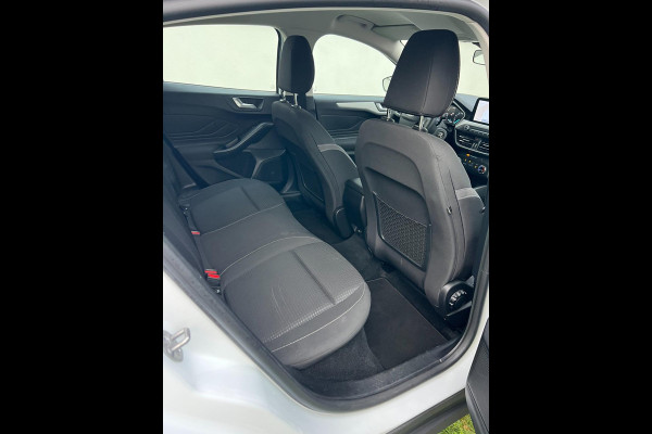 Ford Focus 1.0 EcoBoost Hybrid Edition Business | CarPlay | Camera | NAVI