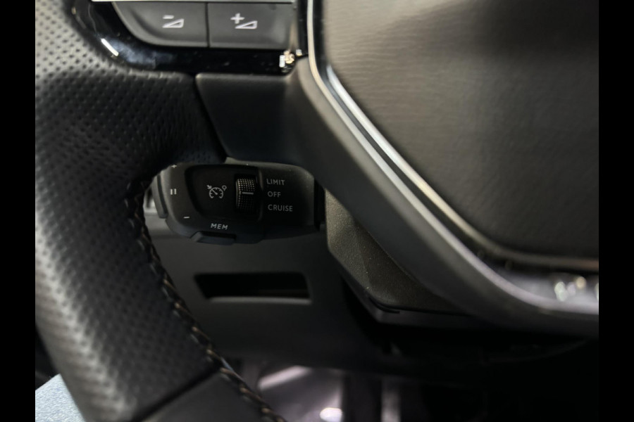 Peugeot 5008 1.2 PureTech GT 7P. Garantie Carplay Memory Massage Sfeer StoelVW Camera Leder ACC Clima Navi Led Dab PDC Rijklaar