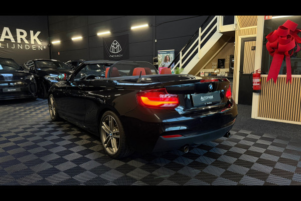 BMW 2 Serie Cabrio M240i High Executive|HARMAN KARDON|MEMORYSEATS|KEYLESS|CARPLAY|SFEERVERLICHT|SHADOWLINE|340PK|DEALERONDERHOUDEN