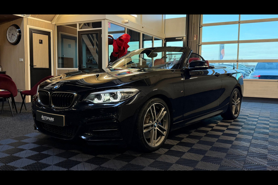 BMW 2 Serie Cabrio M240i High Executive|HARMAN KARDON|MEMORYSEATS|KEYLESS|CARPLAY|SFEERVERLICHT|SHADOWLINE|340PK|DEALERONDERHOUDEN
