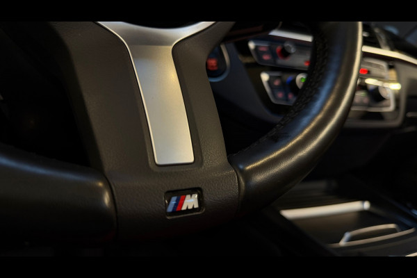 BMW 2 Serie Cabrio M240i High Executive|HARMAN KARDON|MEMORYSEATS|KEYLESS|CARPLAY|SFEERVERLICHT|SHADOWLINE|340PK|DEALERONDERHOUDEN