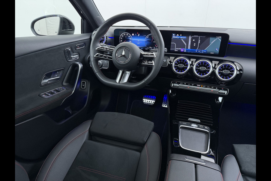 Mercedes-Benz A-Klasse 250 e AMG line | Pano HUD Memory Sound 360 Camera