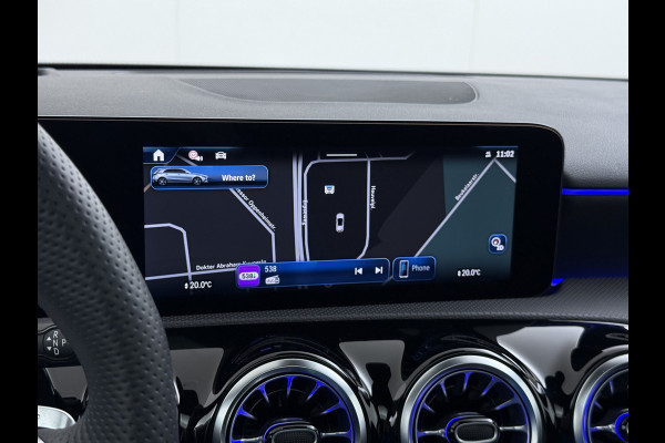 Mercedes-Benz A-Klasse 250 e AMG line | Pano HUD Memory Sound 360 Camera