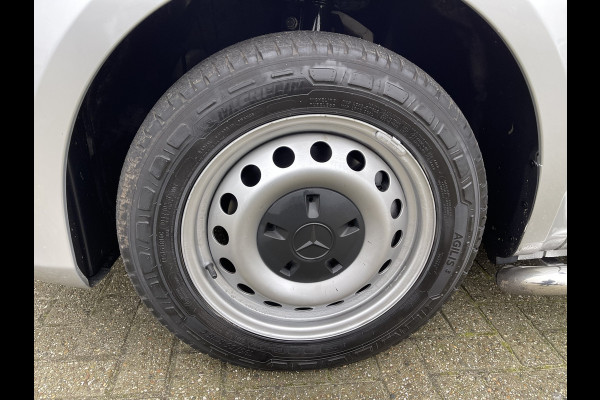 Mercedes-Benz Vito 114 CDI Lang L2H1 automaat / vaste prijs rijklaar € 24.950 ex btw / bpm vrij / lease vanaf € 439 / airco / cruise / navi / camera / pdc / stoelverwarming / led koplampen !