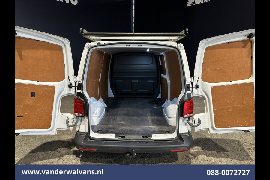 Volkswagen Transporter 2.0 TDI 150pk L2H1 Euro6 Airco | 2500kg Trekhaak | Apple Carplay | Android Auto | Imperiaal Parkeersensoren, Cruisecontrol
