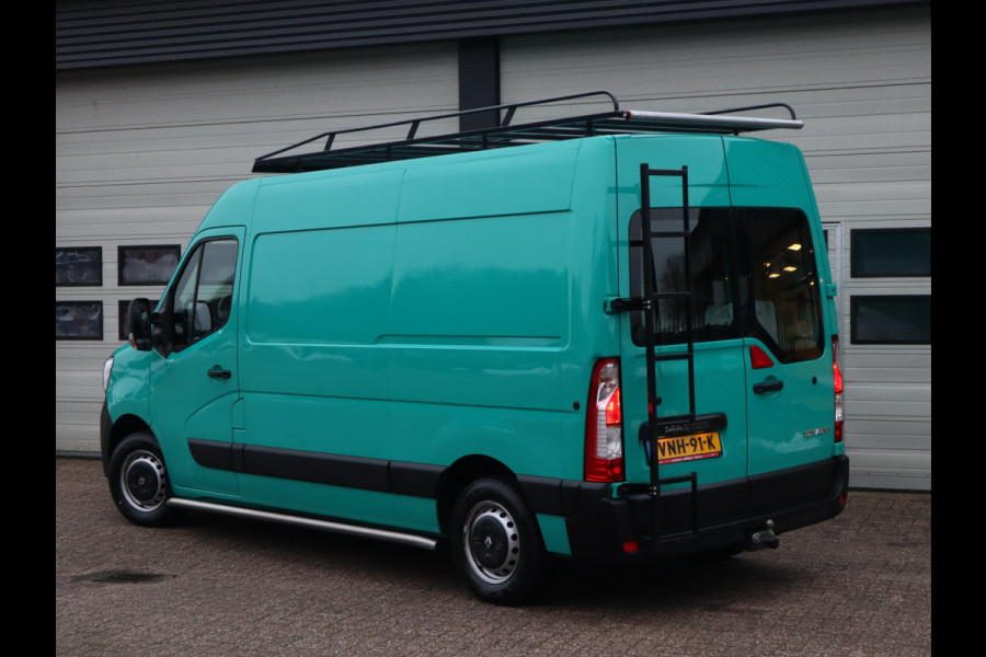 Renault Master T35 2.3 dCi 136pk Euro 6 L2H2 - 1ste Eigenaar - Imperiaal - Trekhaak