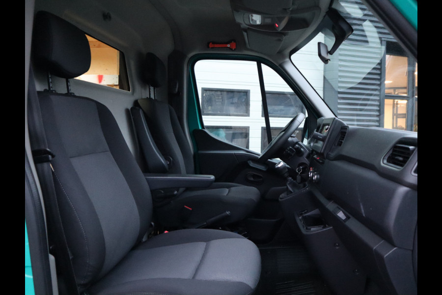 Renault Master T35 2.3 dCi 136pk Euro 6 L2H2 - 1ste Eigenaar - Imperiaal - Trekhaak