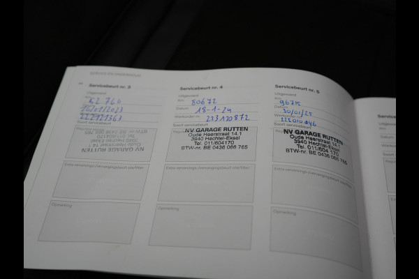 Volvo XC40 T5 Twin Engine R-Design 262pk Plug In Hybrid 262pk Dealer O.H. PHEV | Panodak | Camera | Harman & Kardon | Apple Carplay | Cruise Control | Navigatie | 19"L.M | Virtual |